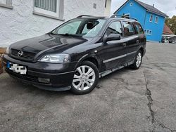 Schwarz Gebraucht 1999 Opel Astra Kombi | 2.222 € (Fairer Preis)