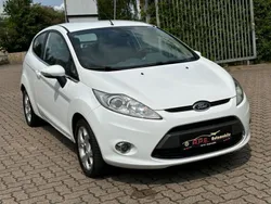 Frostweiß Gebraucht 2010 Ford Fiesta Titanium Kleinwagen | 3.499 € (Fairer Preis)