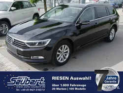 Schwarz metallic Gebraucht 2018 VW Passat Comfortline Kombi | 23.490 € (Fairer Preis)