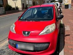 Rot Gebraucht 2008 Peugeot 107 Kleinwagen | 899 € (Guter Preis)