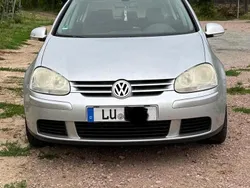 Silber Gebraucht 2005 VW Golf V Limousine | 3.000 € (Etwas zu teuer)