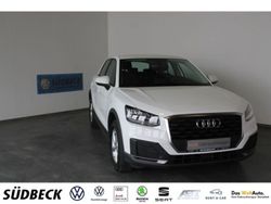 Ibisweiß Gebraucht 2017 Audi Q2 Sport SUV | 20.990 € (Teuer)