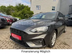 Grau Gebraucht 2019 Ford Focus ST-Line Limousine | 14.980 € (Fairer Preis)