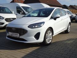 Frostweiß Gebraucht 2023 Ford Fiesta Titanium Kleinwagen | 14.490 € (Guter Preis)