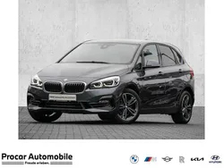 Grau Gebraucht 2019 BMW 220 Sport Line Van / Kleinbus | 20.990 € (Fairer Preis)