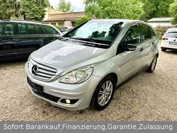 Blau Gebraucht 2006 Mercedes B170 Van / Kleinbus | 2.699 € (Fairer Preis)