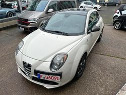 Weiß Gebraucht 2015 Alfa Romeo MiTo Kleinwagen | 4.999 € (Fairer Preis)