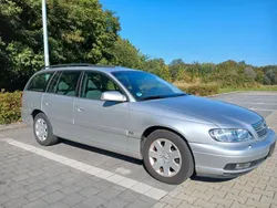 Silber Gebraucht 2001 Opel Omega Elegance Kombi | 750 € (Guter Preis)