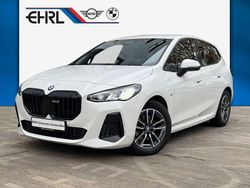 Weiß Gebraucht 2023 BMW 220 Active Tourer M Sport Van / Kleinbus | 31.940 € (Fairer Preis)