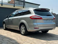 Grau Gebraucht 2008 Ford Mondeo Kombi | 3.400 € (Fairer Preis)