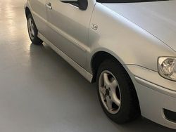 Silber Gebraucht 2001 VW Polo Kleinwagen | 900 € (Fairer Preis)