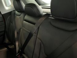 Rot Gebraucht 2023 Jeep Compass Limited SUV | 28.600 € (Guter Preis)
