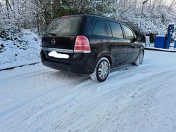 Schwarz Gebraucht 2007 Opel Zafira Van / Kleinbus | 1.950 € (Fairer Preis)