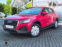 Rot Gebraucht 2022 Audi Q2 Comfort SUV | 16.490 € (Teuer)