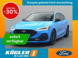 Blau Neu 2025 Ford Focus ST Limousine | 41.970 € (Etwas zu teuer)