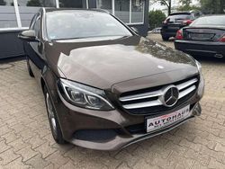 Braun Gebraucht 2016 Mercedes C250 Avantgarde Kombi | 9.700 €