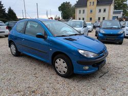 Blau Gebraucht 2006 Peugeot 206 Limousine | 2.390 € (Fairer Preis)