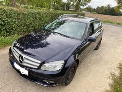 Blau Gebraucht 2010 Mercedes 200 Kombi | 3.850 €