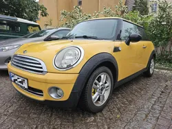 Gelb Gebraucht 2009 Mini ONE Kleinwagen | 3.900 € (Fairer Preis)