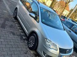 Braun Gebraucht 2009 VW Touran Van / Kleinbus | 4.000 € (Fairer Preis)
