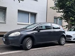 Grau Gebraucht 2009 Fiat Grande Punto Active Kleinwagen | 2.150 € (Guter Preis)