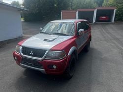 Silber Gebraucht 2004 Mitsubishi Pajero SUV | 2.900 €