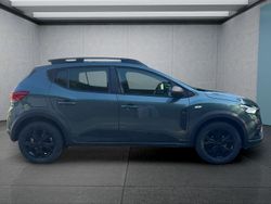 Grün Neu 2025 Dacia Sandero Stepway Kleinwagen | 19.749 € (Fairer Preis)