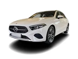Weiss Gebraucht 2023 Mercedes A180 Advanced Limousine | 29.149 € (Fairer Preis)