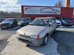 Gold Gebraucht 1991 Opel Kadett Limousine | 2.490 €