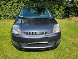 Grau Gebraucht 2006 Ford Fiesta Kleinwagen | 1.200 € (Superpreis)
