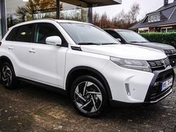 Weiß Neu 2025 Suzuki Vitara Comfort+ SUV | 29.980 € (Etwas zu teuer)