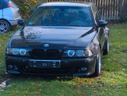 Schwarz Gebraucht 2001 BMW 530 M Sport Limousine | 3.500 €