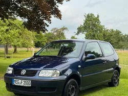 Blau Gebraucht 2000 VW Polo Kleinwagen | 850 € (Fairer Preis)