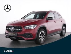 Rot Gebraucht 2021 Mercedes GLA200 Progressive SUV | 28.885 € (Fairer Preis)
