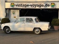 Weiß Gebraucht 1972 Alfa Romeo Giulia 1300 Super Limousine | 21.500 €
