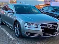 Grau Gebraucht 2013 Audi A8 Ambiente Limousine | 16.500 € (Fairer Preis)