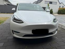 Weiß Gebraucht 2023 Tesla Model Y Long Range AWD SUV | 40.000 € (Etwas zu teuer)