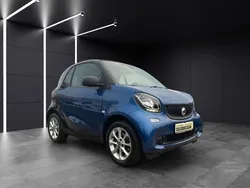 Schwarz Gebraucht 2018 Smart ForTwo Coupé Coupé | 12.280 € (Fairer Preis)