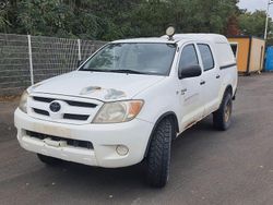 Weiß Gebraucht 2006 Toyota HiLux Abholung | 11.305 € (Etwas zu teuer)