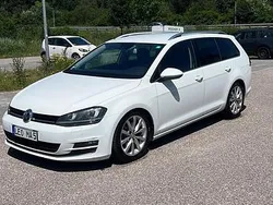 Weiß Gebraucht 2014 VW Golf VII Highline Kombi | 6.900 € (Guter Preis)