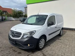 Weiß Gebraucht 2014 Mercedes Citan 108 Van / Kleinbus | 6.200 €