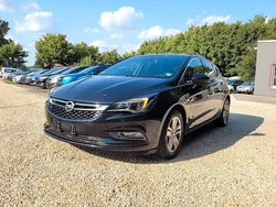 Schwarz Gebraucht 2016 Opel Astra Dynamic Limousine | 5.480 € (Guter Preis)