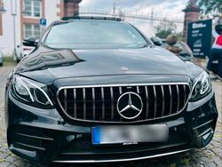 Schwarz Gebraucht 2018 Mercedes E220 AMG line Limousine | 24.000 € (Fairer Preis)