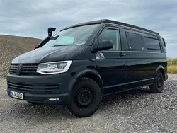Schwarz Gebraucht 2016 VW T6 Van | 34.990 €