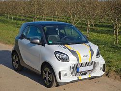 Weiß Gebraucht 2023 Smart ForTwo Electric Drive Coupé | 12.000 € (Guter Preis)