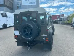 Grün Gebraucht 2007 Land Rover Defender SUV | 24.000 €