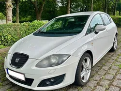 Weiß Gebraucht 2011 Seat Leon Copa Limousine | 1.950 € (Superpreis)