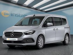 Silber Gebraucht 2024 Mercedes T180 Van / Kleinbus | 34.749 €