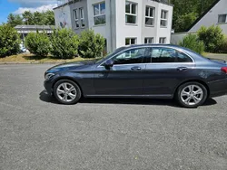 Grau Gebraucht 2016 Mercedes C220 Limousine | 16.000 € (Fairer Preis)