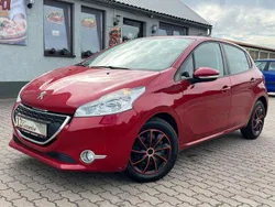 Rot Gebraucht 2014 Peugeot 208 Active Kleinwagen | 5.999 € (Fairer Preis)